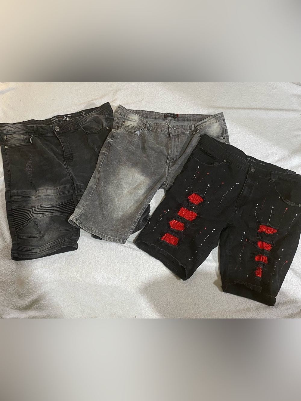 Southpole, Legacy, Waimea 3 piece lot of denim jean short Black Distressed 38